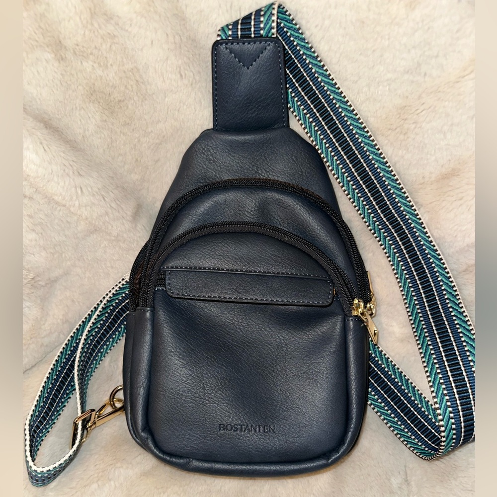 Bostanten Navy Mini Bag